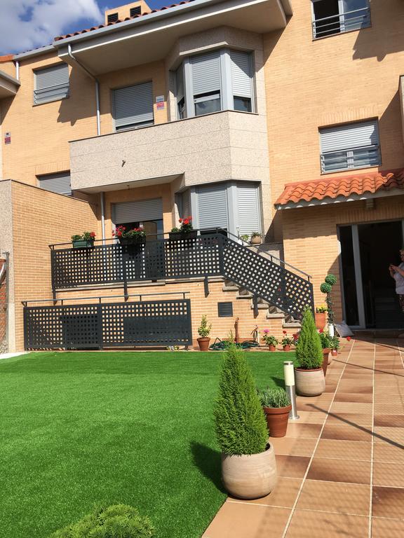 Casa Nordia Hotel Getafe Exterior photo